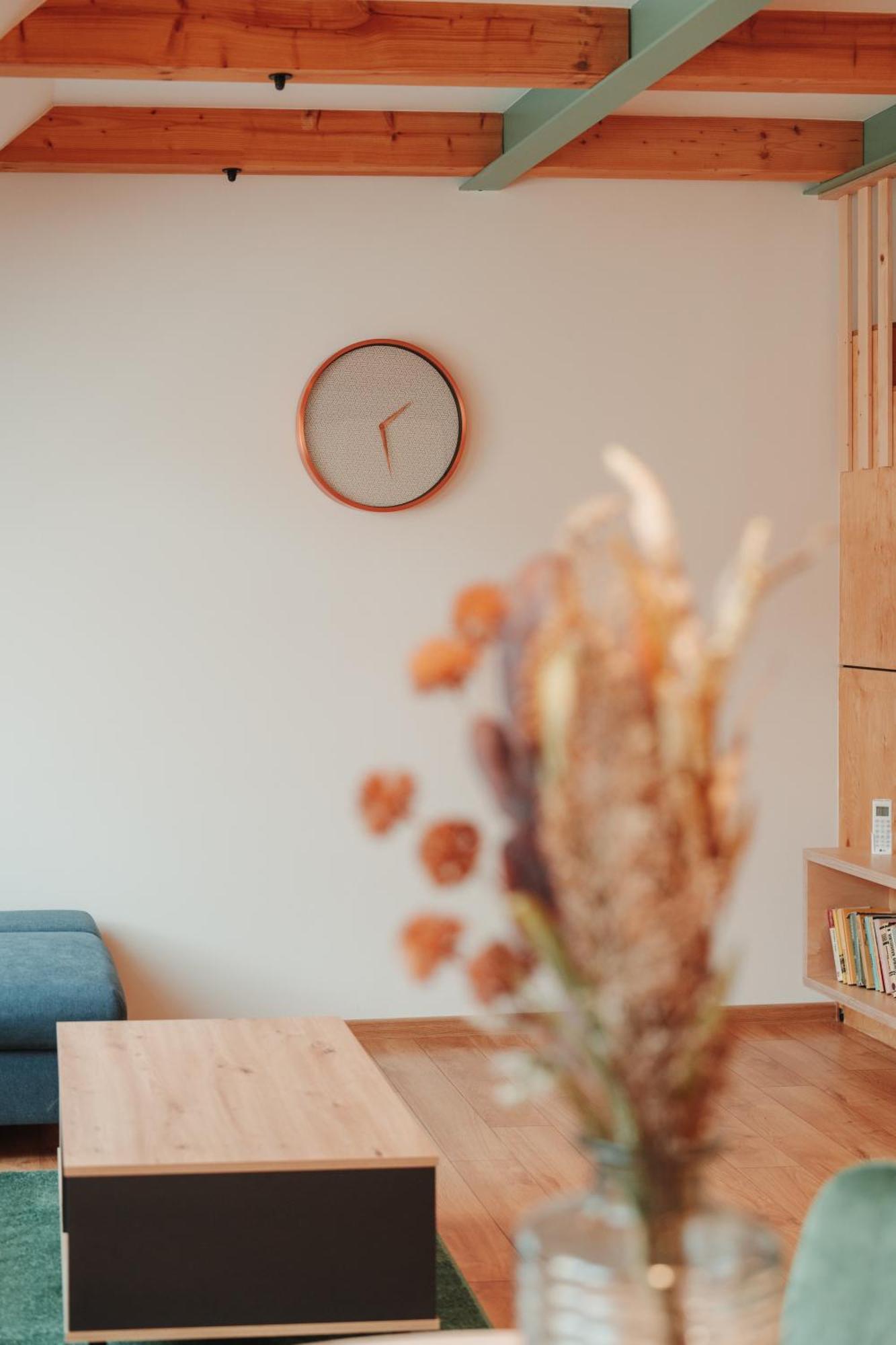 Hviezdoslavova Apartments, Trnava Centre, Parking Available מראה חיצוני תמונה